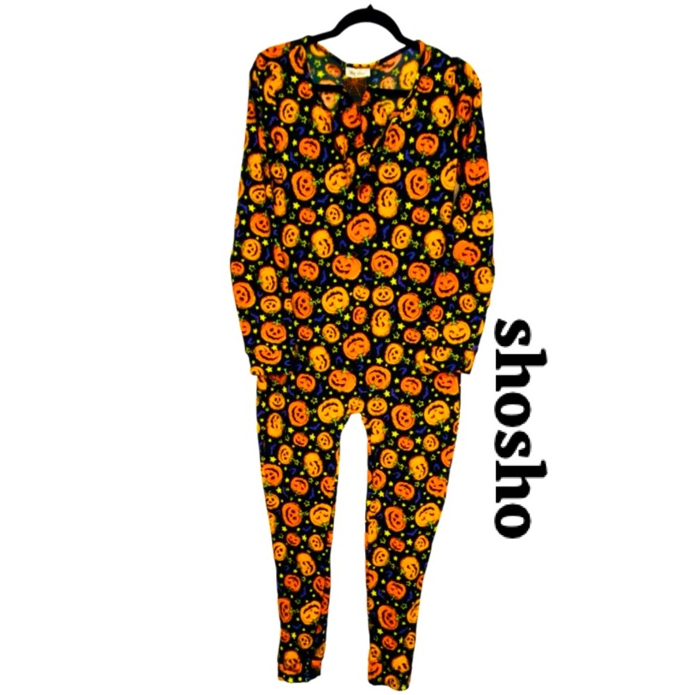 SHOSHO Two-Piece Halloween
Onesie PJ's/Costume & Matching Headband Women's Sz L
